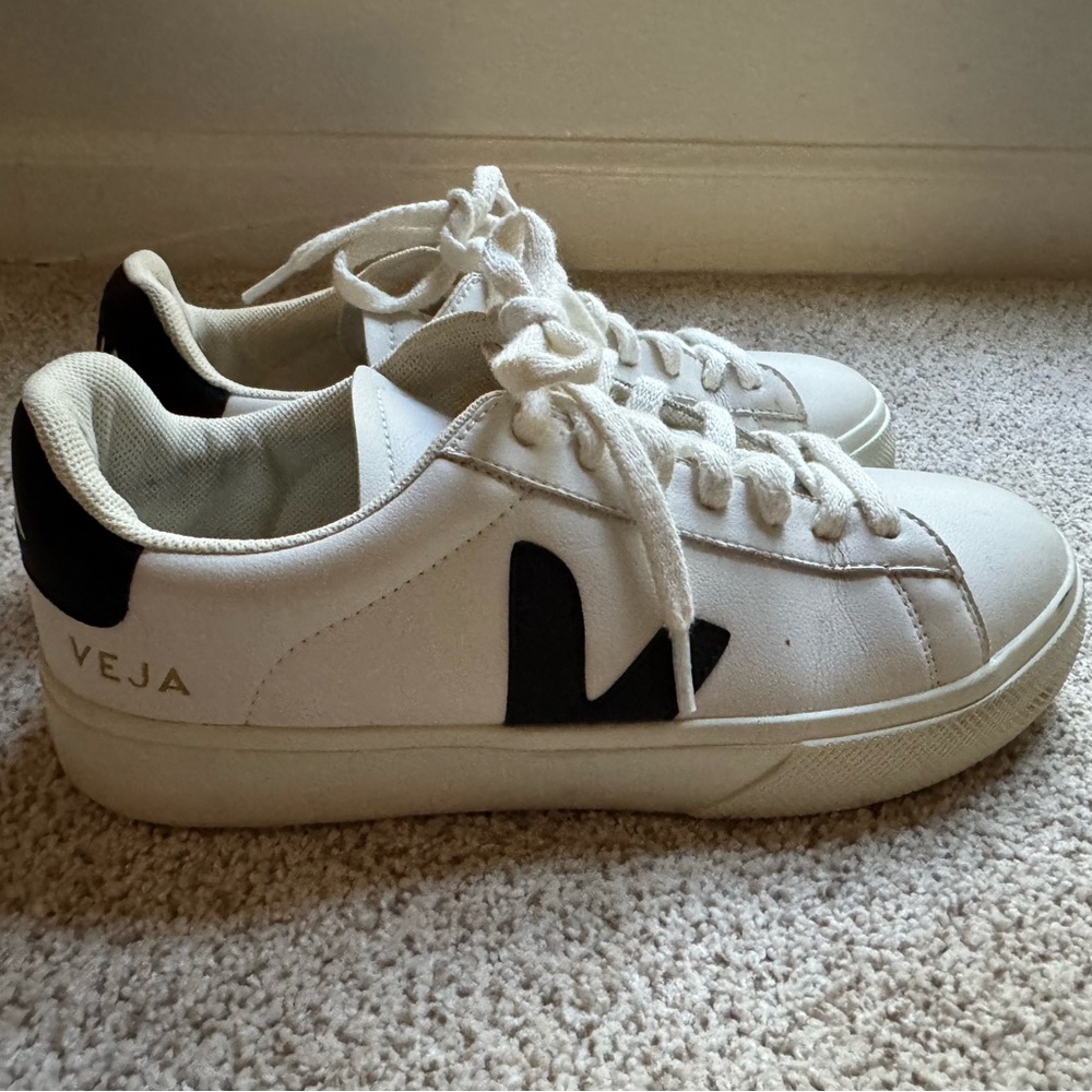 Veja Campo White and Black Women's Sneakers